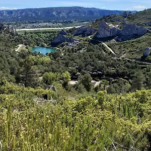 De La Vallée Heureuse Camping Orgon